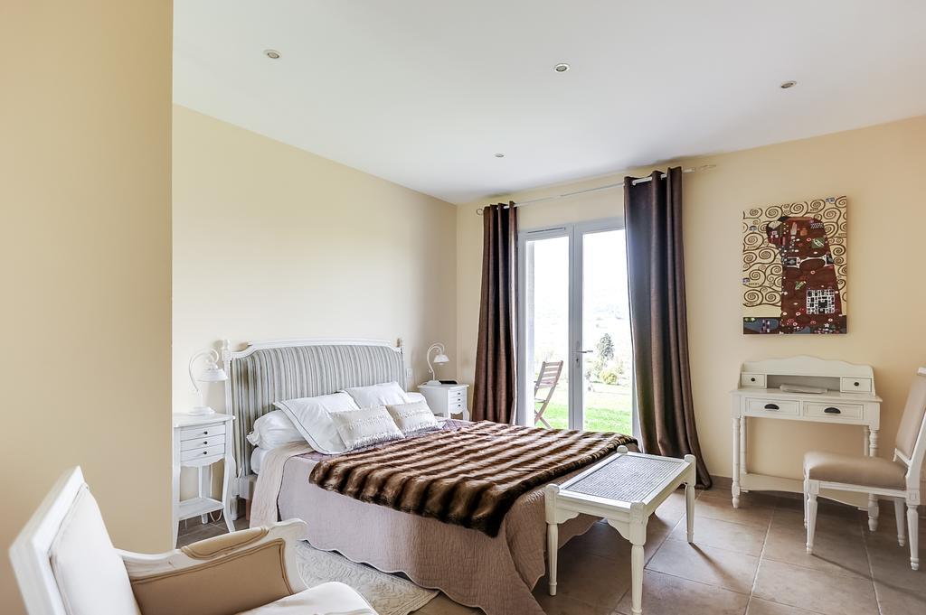 לינה וארוחת בוקר Labastide-en-Val Relais De L'Alsou- Piscine מראה חיצוני תמונה